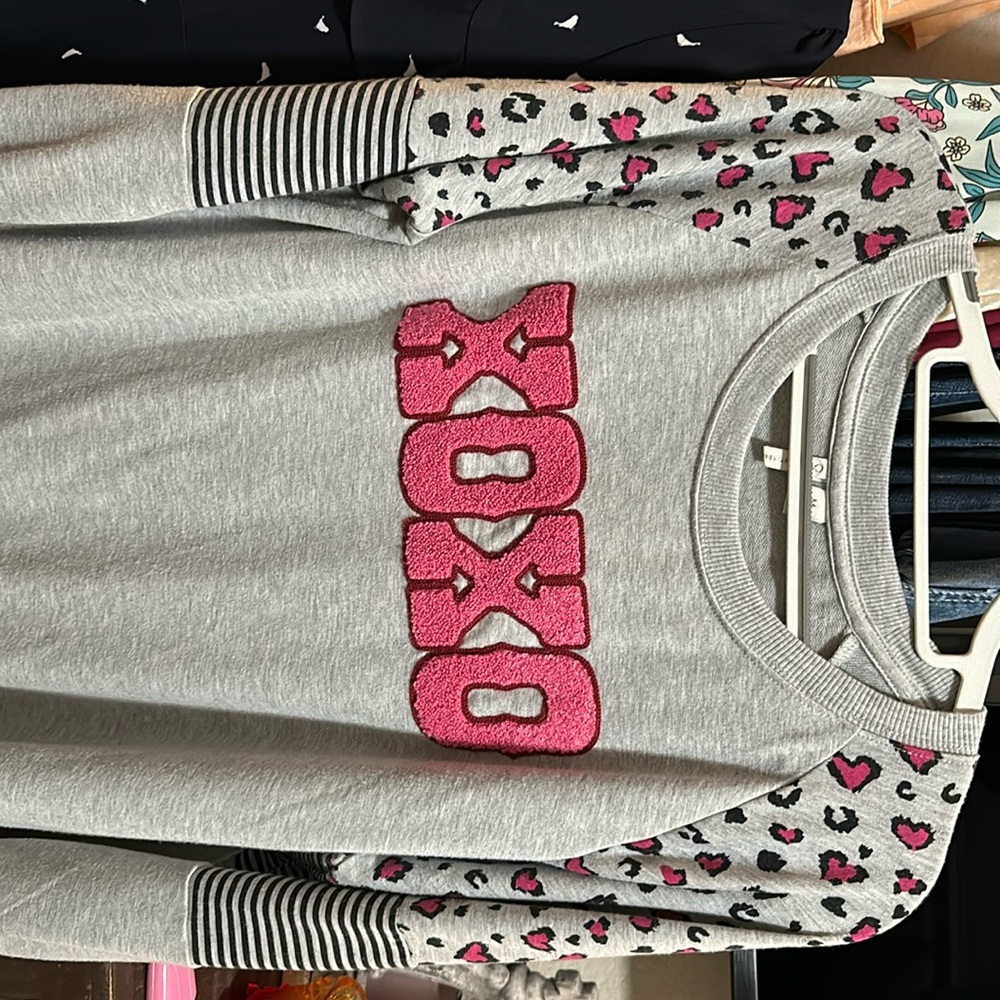Lightweight valentines sweatshirt. Worn twice